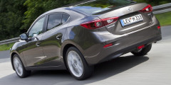 Названы цены и комплектации Mazda3 . Фотослайдер 0