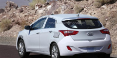 Hyundai вывел на тесты главного конкурента Toyota Prius. Фотослайдер 0