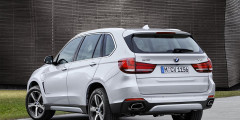 BMW представил гибридную версию X5. Фотослайдер 0