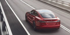 Разряд на миллион: самые важные автомобили Tesla - Model S