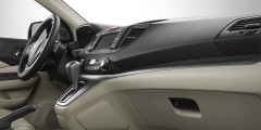 Honda CR-V и Toyota RAV4 переходят в новое поколение. Фотослайдер 0