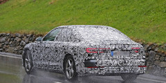 Audi испытала A8 нового поколения на Нюрбургринге. Фотослайдер 0