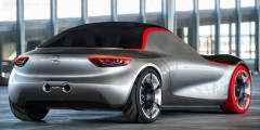 Opel показал концептуальное купе GT . Фотослайдер 0