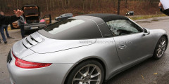 Porsche 911 Targa засняли без камуфляжа. Фотослайдер 0