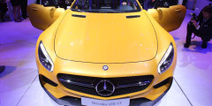 Mercedes привез в Париж преемника SLS AMG. Фотослайдер 0