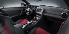 Обновленный Nissan GT-R получил версию Nismo. Фотослайдер 0