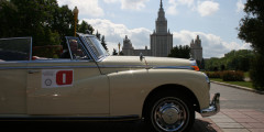 Mercedes устроил ралли по Москве. Фотослайдер 2