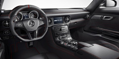 Mercedes SLS AMG GT становится жестче. Фотослайдер 0