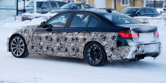 Новую BMW M3 заметили во время тестов. Фотослайдер 0