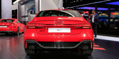 Новый лифтбек Audi RS7 Sportback получил 600-сильный мотор