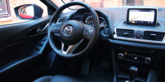 Новая проекция. Тест-драйв Mazda3. Фотослайдер 2