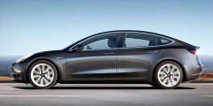 Разряд на миллион: самые важные автомобили Tesla - Model 3