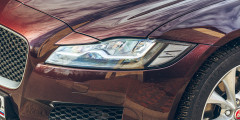 Парник Jaguar XF Экстерьер