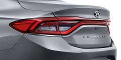 Hyundai представил Grandeur нового поколения. Фотослайдер 0
