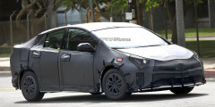 Toyota покажет новое поколение Prius 8 сентября. Фотослайдер 0