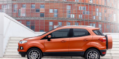 Ford объявил цены на кроссовер EcoSport. Фотослайдер 0