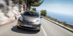 Nissan увеличил запас хода электрокара Leaf до 250 километров. Фотослайдер 0