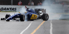 Шварценеггер и пожары: как в Формуле-1 начался новый сезон. Фотослайдер 3