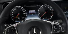 Mercedes рассекретил салон нового E-Class. Фотослайдер 0