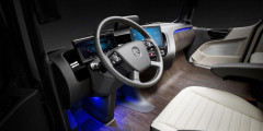 Компания Mercedes-Benz представила беспилотный грузовик. Фотослайдер 0