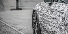 Mercedes анонсировал премьеру нового спортивного купе. Фотослайдер 0
