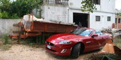 Jaguar XKR-S: шпионский тест. Фотослайдер 0