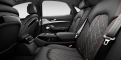 Компания Audi представила топовую версию седана A8. Фотослайдер 1
