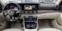 Mercedes анонсировал продажи нового вседорожника на российском рынке. Фотослайдер 0