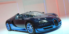 Кабриолет для избранных: Bugatti претендует сразу на два титула. Фотослайдер 0