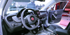 Fiat 500 превратили в кроссовер . Фотослайдер 0