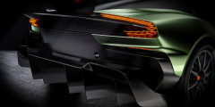 Aston Martin показал трековый спорткар Vulkan до премьеры. Фотослайдер 0