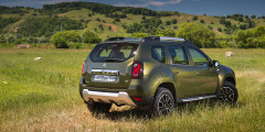 С пультом и грелкой. Тест-драйв Renault Duster . Фотослайдер 0