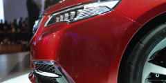 Acura представила прототип среднеразмерного седана TLX. Фотослайдер 0