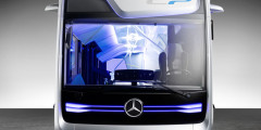 Mercedes-Benz выпустил первый беспилотный автобус . Фотослайдер 0