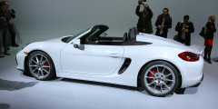 Летний сезон: в Нью-Йорке представили Porsche Boxster Spyder. Фотослайдер 0