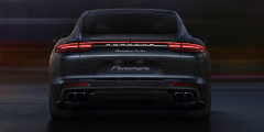 Новая Porsche Panamera получила гибридную версию. Фотослайдер 0