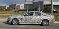 Jaguar завершает тесты нового поколения XF. Фотослайдер 0