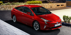 Toyota вернет на российский рынок гибридный Prius - внешка