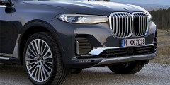 BMW представила кроссовер X7 и объявила его российские цены