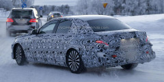 Новый Mercedes-Benz E-Class проходит зимние тесты. Фотослайдер 0