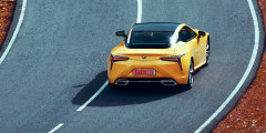 Тест-драйв Lexus LC 1 Желтый динамика