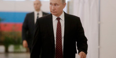 Президент России Владимир Путин на избирательном участке № 2151 в Российской академии наук (РАН)