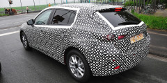 Новую Mazda3 засняли изнутри. Фотослайдер 0
