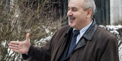 Александр Семернёв, губернатор Брянской области

Срок: 172 дня (19 июня — 8 декабря 1996 года)

Причина отставки:  был назначен на должность в качестве врио. Ушел после проигранных выборов.

