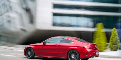 Mercedes представил новое поколение купе C-Class. Фотослайдер 1