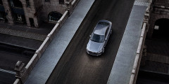 Седан Volvo S90 рассекретили до премьеры. Фотослайдер 0