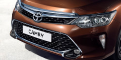 Toyota обновила седан Camry для России
