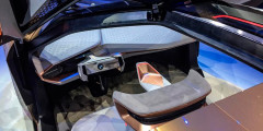 Компания BMW представила автономный концепт Vision Next 100 . Фотослайдер 0