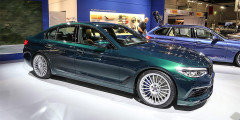Alpina D5 S

Alpina на этот раз&nbsp;выпустила дизельный автомобиль &mdash; модель D5 S, которая будет продаваться в кузове седан и универсал. Новинка оснащается 3,0-литровым 326-сильным мотором, работающим в паре с восьмиступенчатой автоматической коробкой передач.
