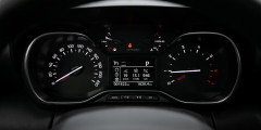 Яркие пятна. Nissan Juke против Citroen C3 Aircross - Citroen салон